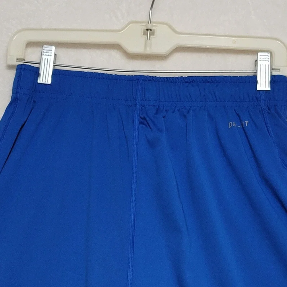 Nike Mens Shorts M Medium Blue Outdoors Athletic Lightweight Gym